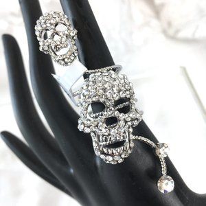 Skull Rhinestone Ring NWOT